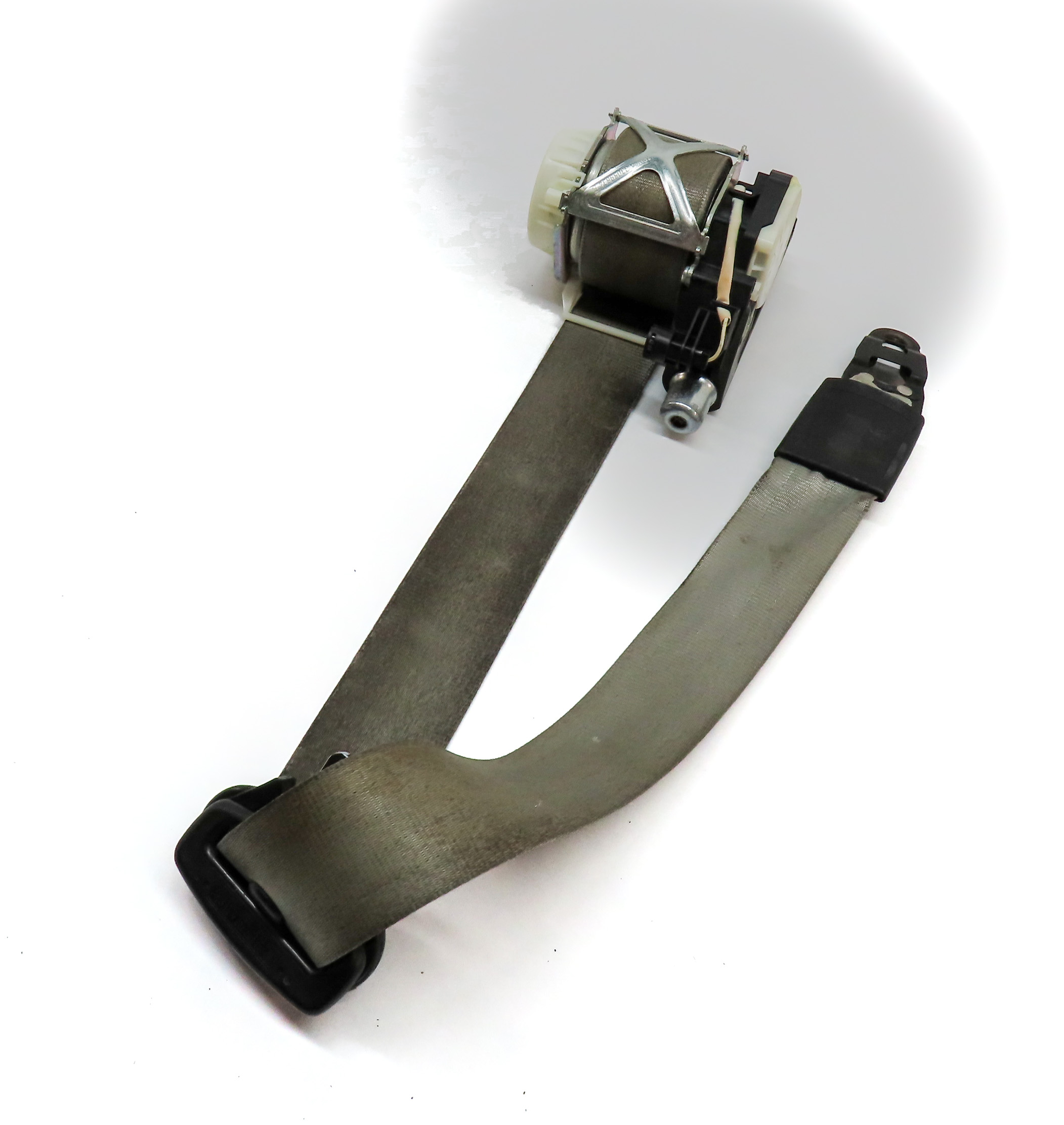 2007-2009 AUDI Q7 (4L) FRONT LEFT DRIVER SEAT SEATBELT RETRACTOR (Black) — exact item pictured